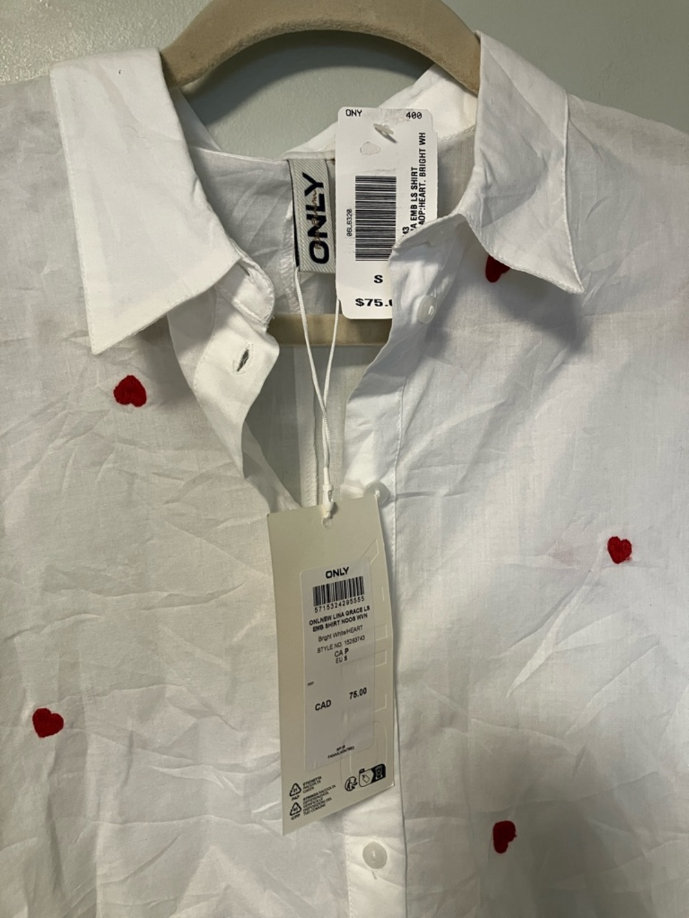 NWT Only White Shirt with Red Heart Accents - Picture 5 of 9